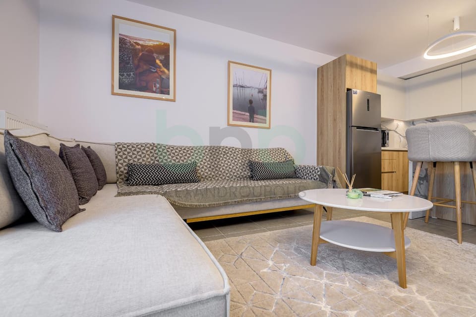 Living room, Seating area, air conditioner