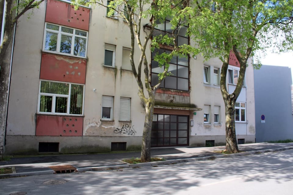 Street view, Location