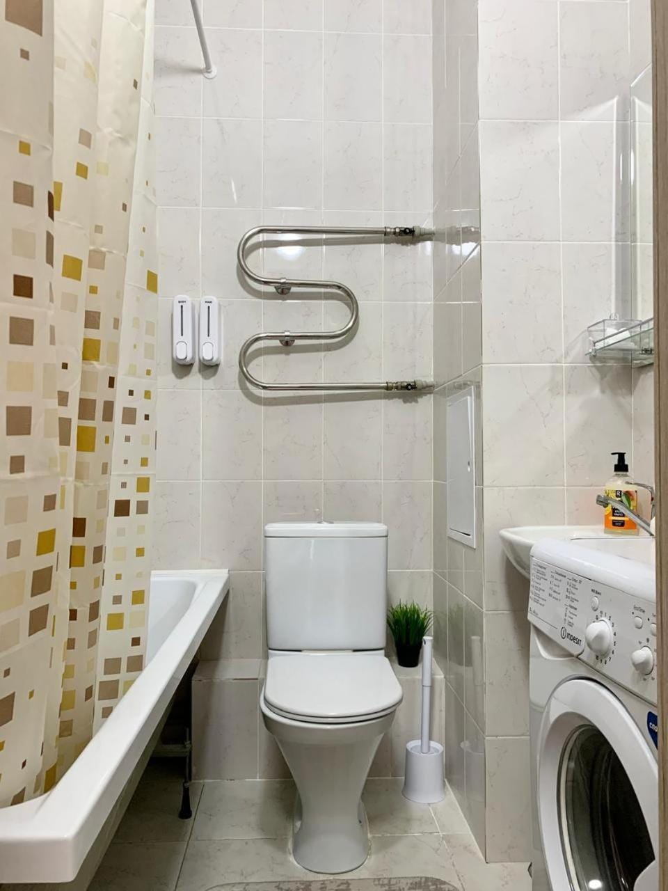 Shower, Toilet, Bathroom, Bath, towels, washing machine, dryer