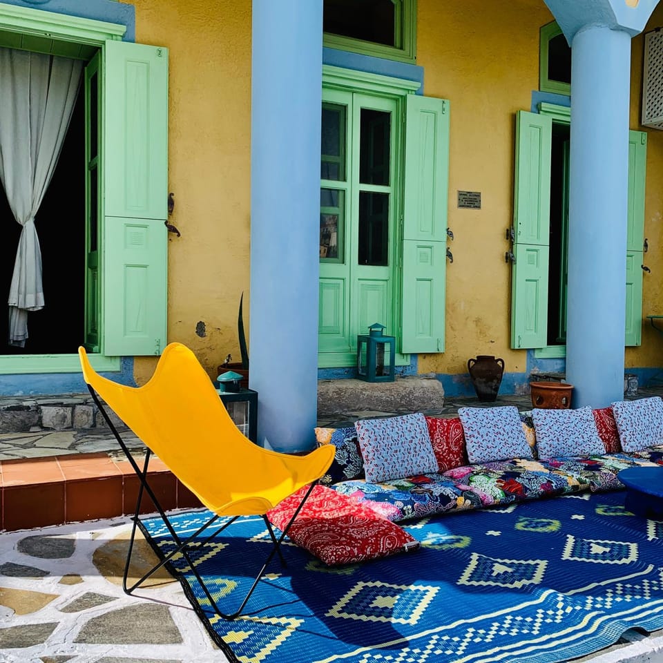 Day, Seating area, sunbed