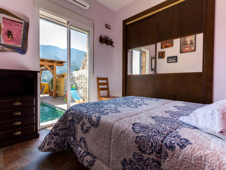 Cortijo Del Aire Farm Stay in Costa Tropical