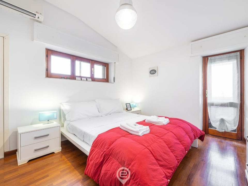 Estay - Iris Apartment - AirCon - WiFi Apartment in Oristano