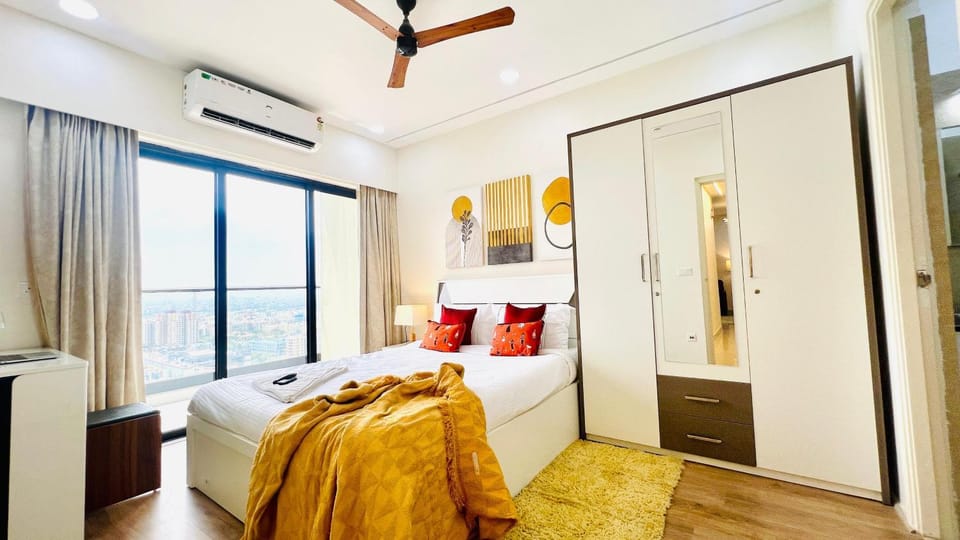 Bedroom, wardrobe, air conditioner