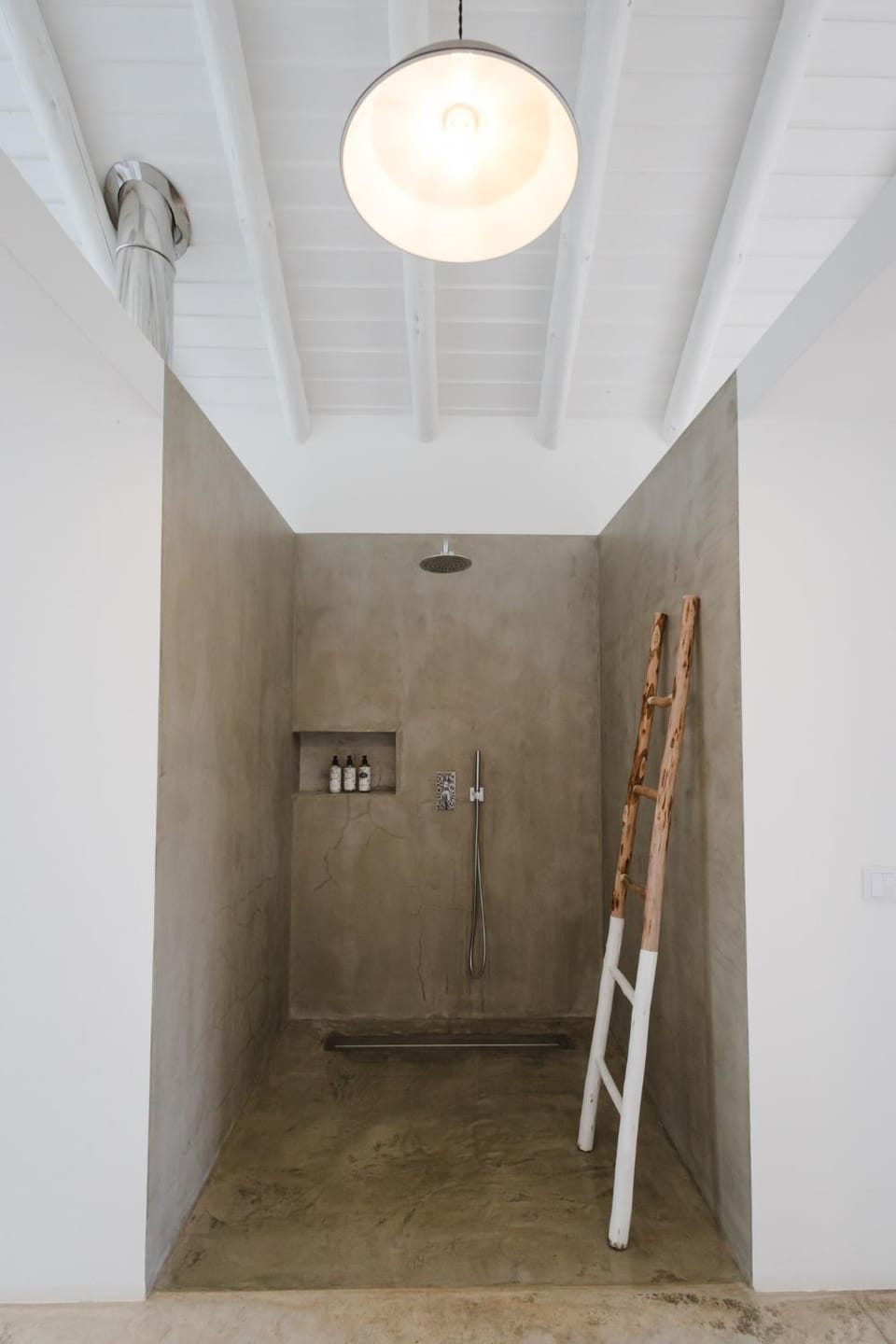 Property building, Bathroom