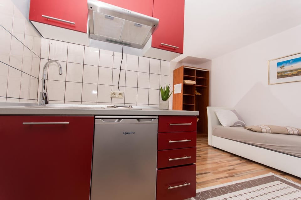 101 Apartment in Okrug Gornji