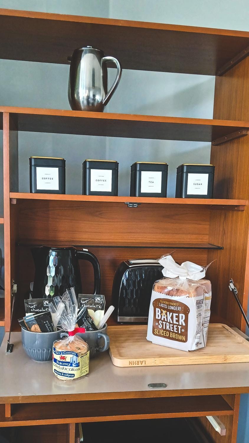 Coffee/tea facilities