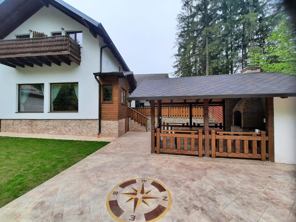 Căsuța din vis-Voroneț House in Romania