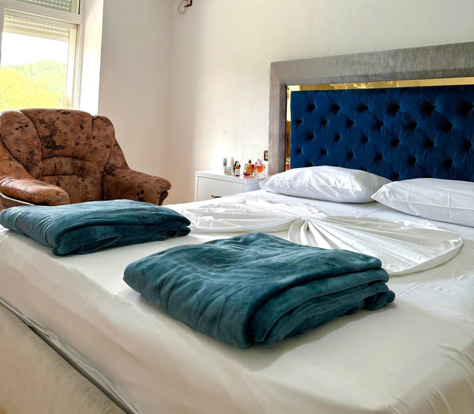Central- AZURE -Stay Apartment in North Macedonia