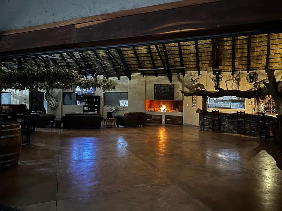 Communal lounge/ TV room