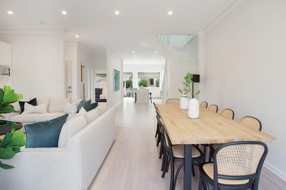 Bondi Coastal Dream Isyd House in Sydney