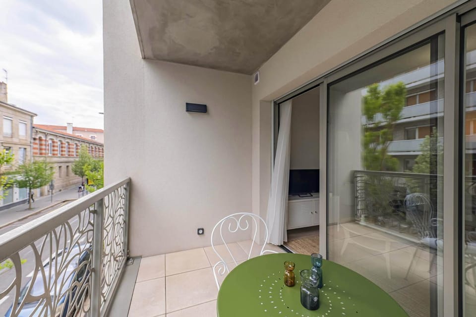 Patio, View (from property/room), Balcony/Terrace