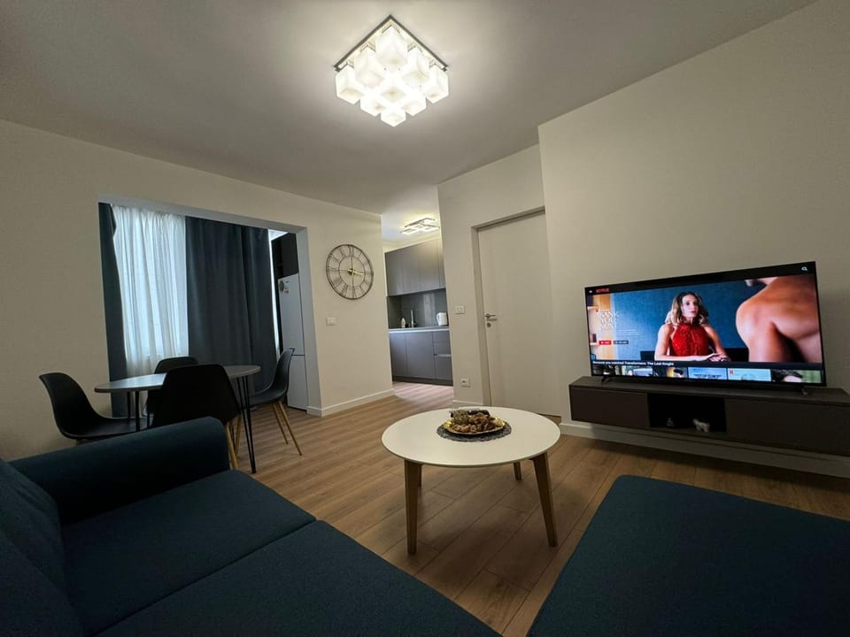 Be My Guest - Lovely Home Apartment in Tirana