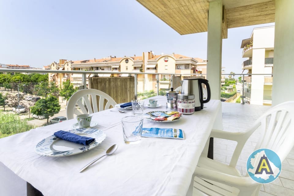 Bilocale con spazioso terrazzo Apartment in Montesilvano