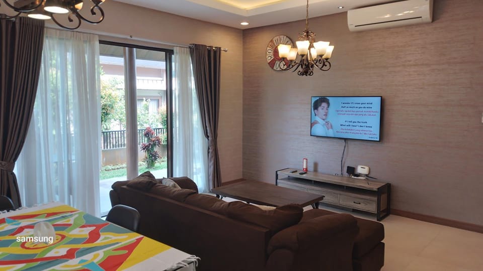 Communal lounge/ TV room, TV and multimedia