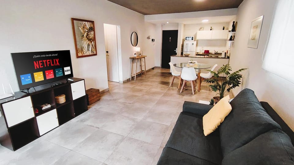 TV and multimedia, Living room, air conditioner