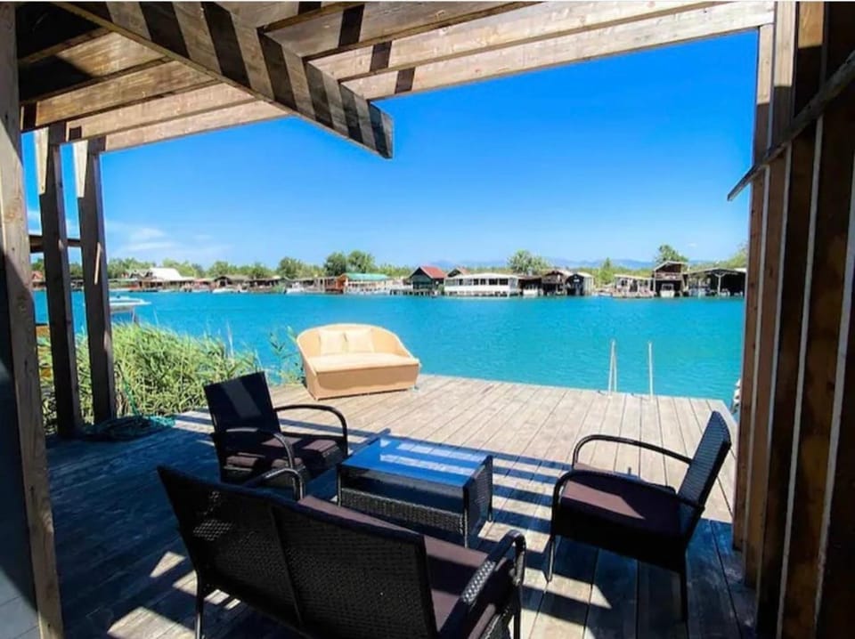 Patio, Neighbourhood, Natural landscape, View (from property/room), Other, Seating area, River view, sunbed
