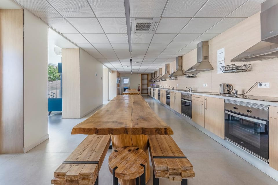 Kitchen or kitchenette, Kitchen or kitchenette, Dining area, minibar, pet friendly, stove