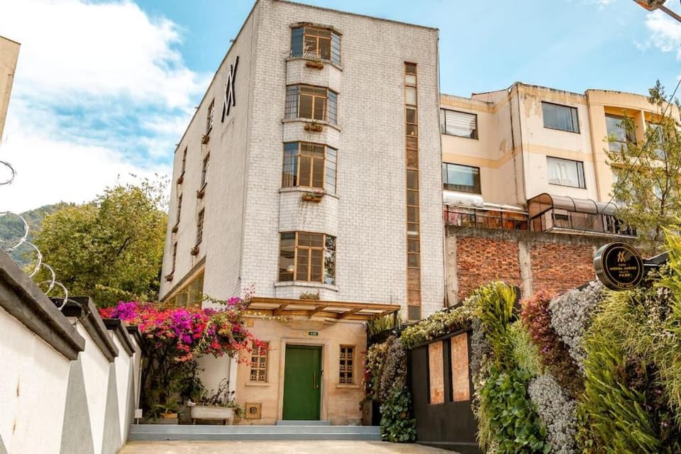 Property building, Street view