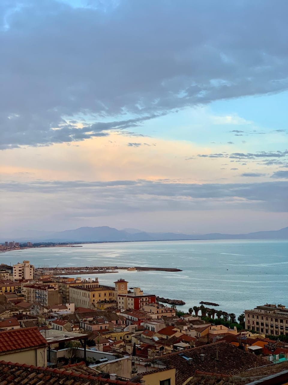 City view, Sea view