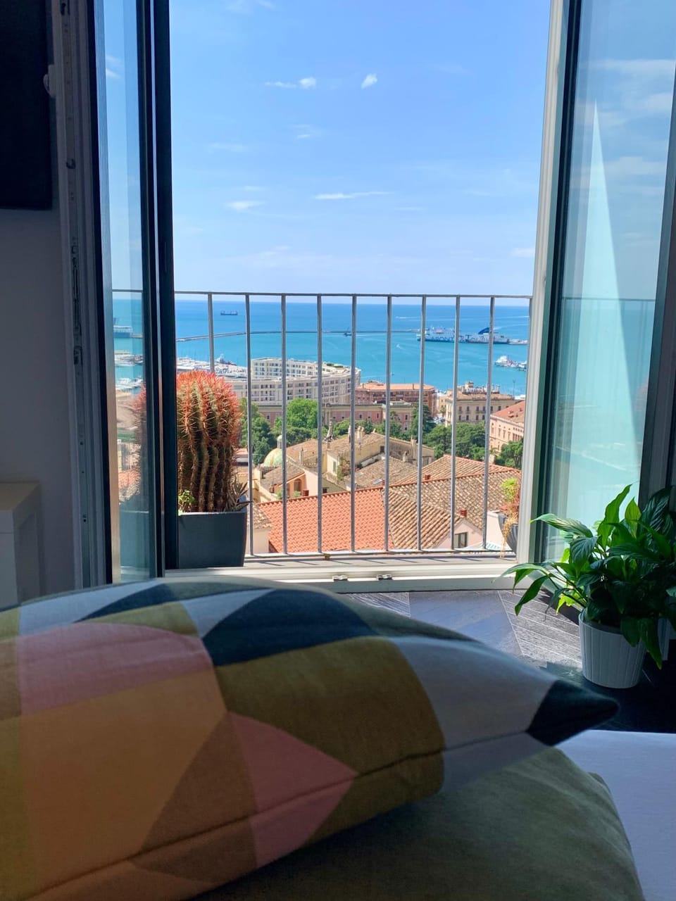 Bed, Day, Natural landscape, View (from property/room), Balcony/Terrace, Photo of the whole room, Bedroom, Sea view