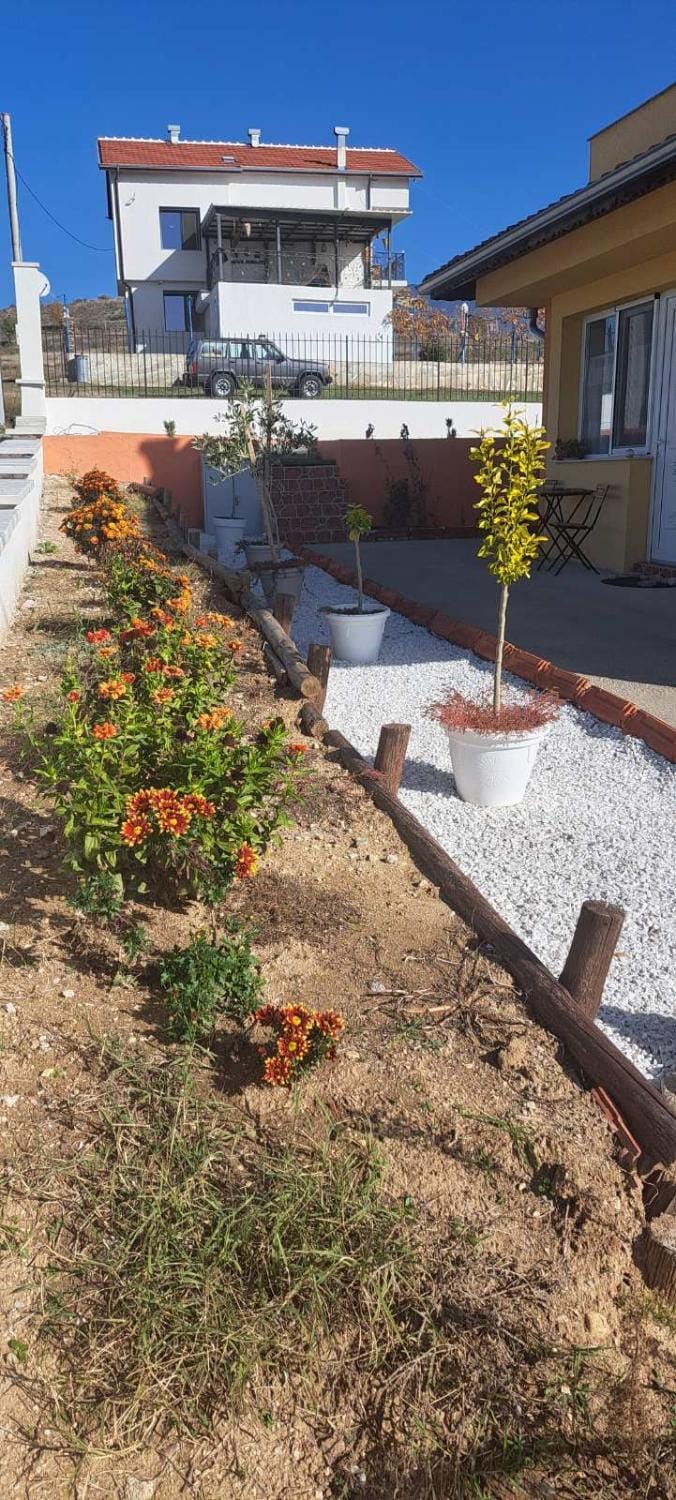 Strumyani tiny flat House in Blagoevgrad Province