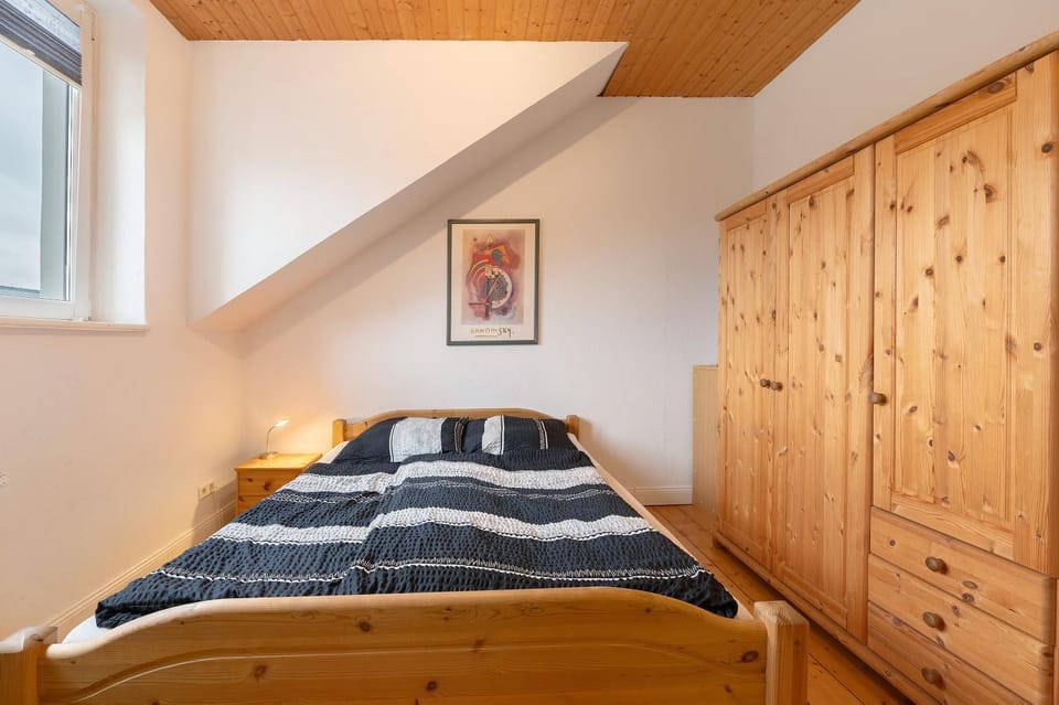 Property building, Living room, Bedroom