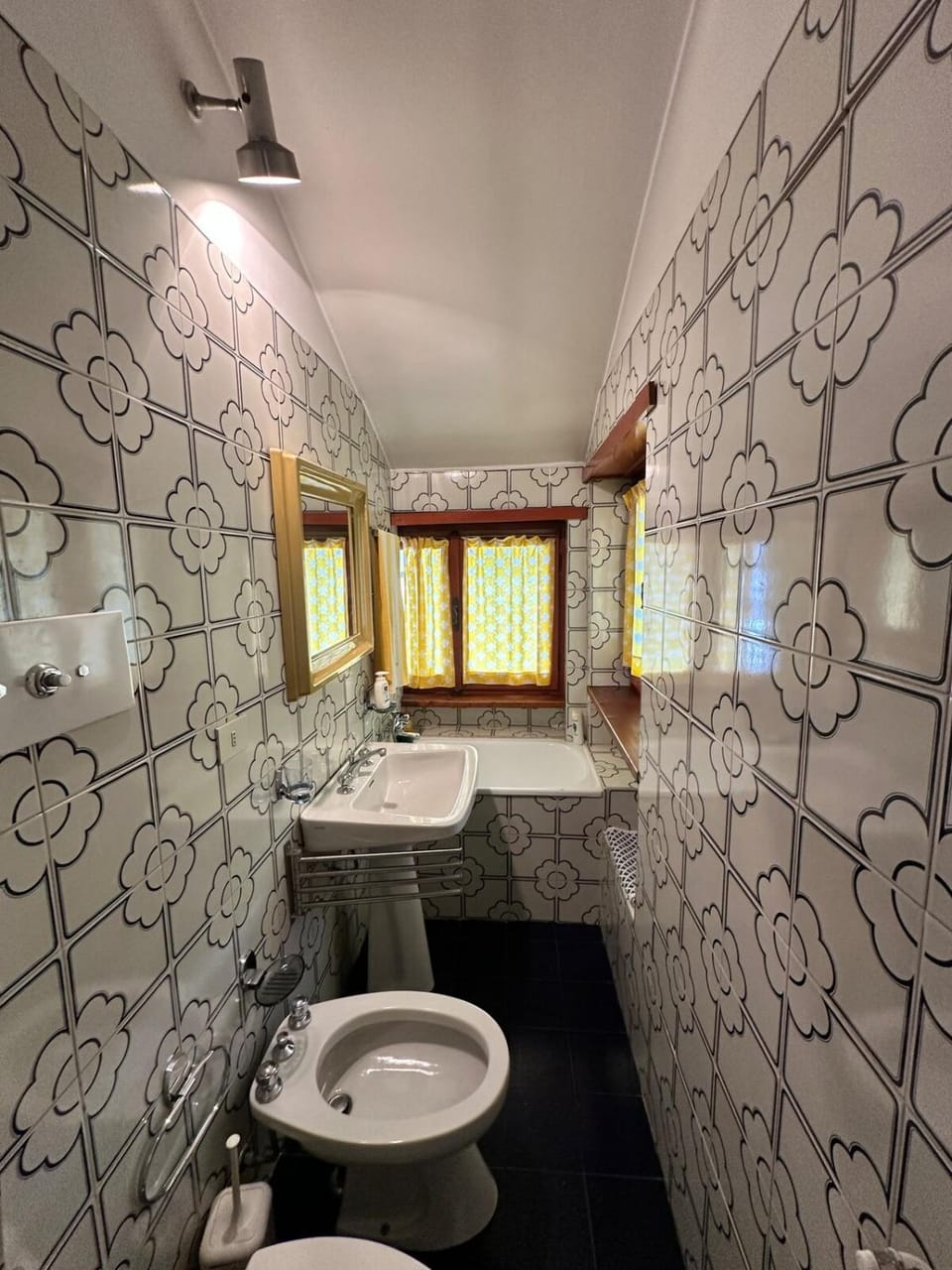 Bathroom, Living room
