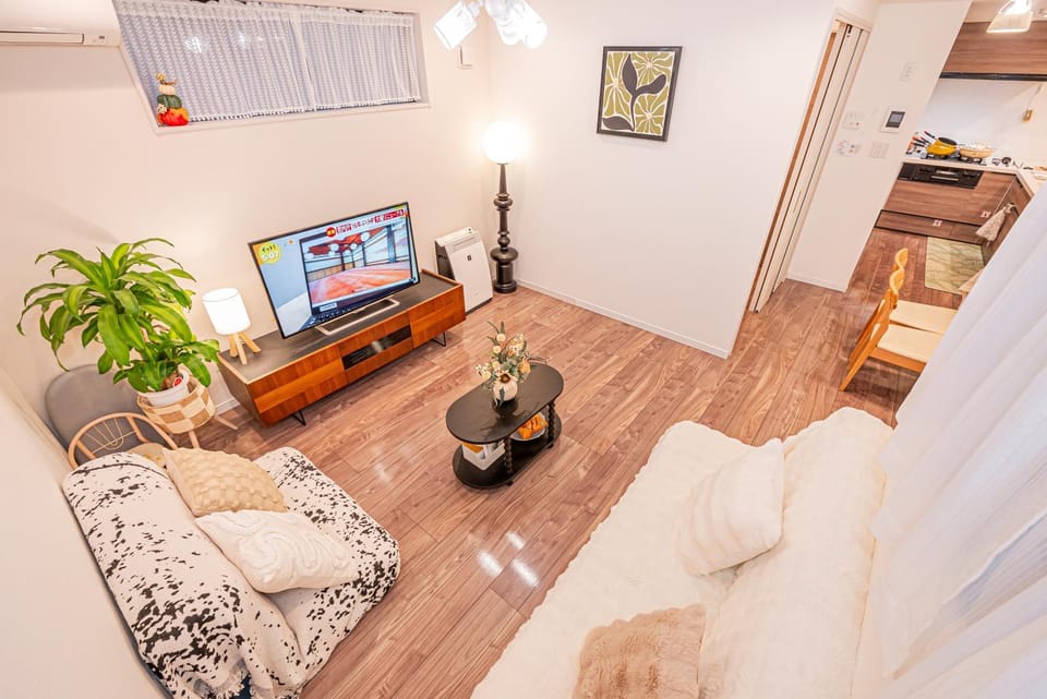 Communal lounge/ TV room, TV and multimedia, Living room