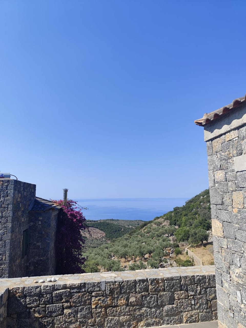 Tzouzos-Kordopateika villa in Prosilio, Kardamyli Apartment in Messenia