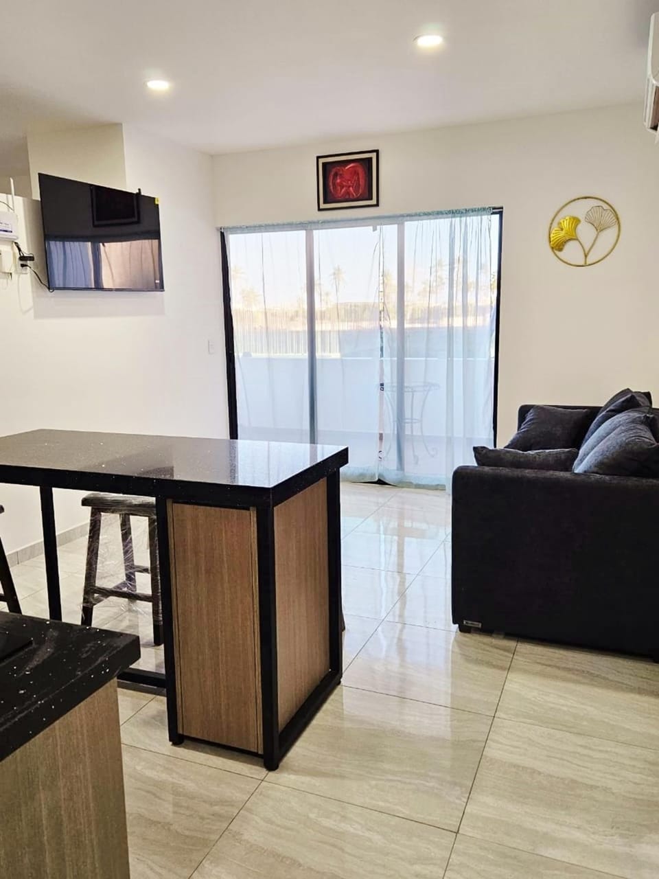 TV and multimedia, Kitchen or kitchenette, Seating area, Dining area