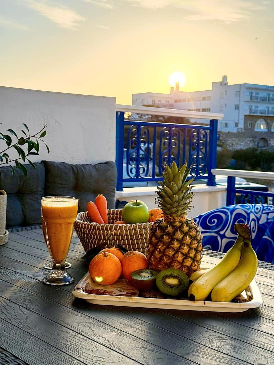 Food and drinks, Food, Sea view, Sea view, Drinks, Location