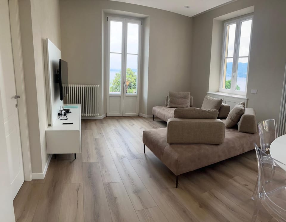 Mira Apartment in Baveno