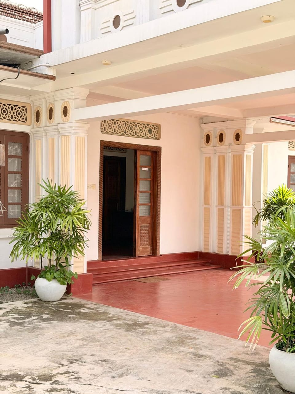 Property building, Facade/entrance