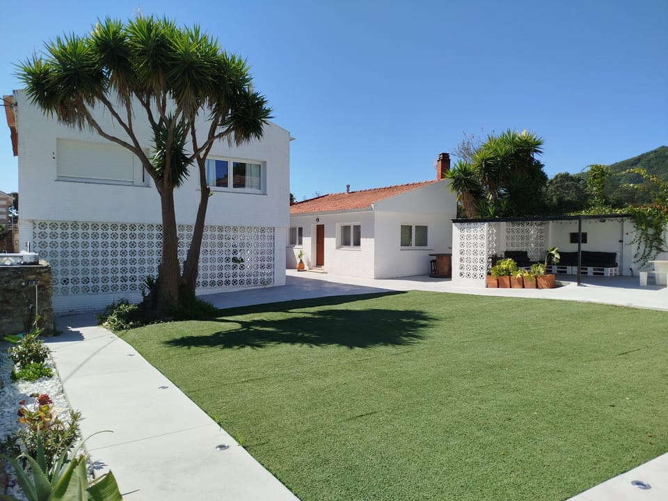 Property building, Garden