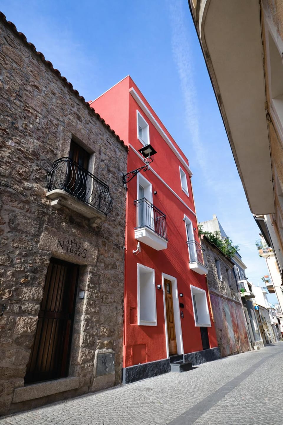 Property building, Facade/entrance, Neighbourhood