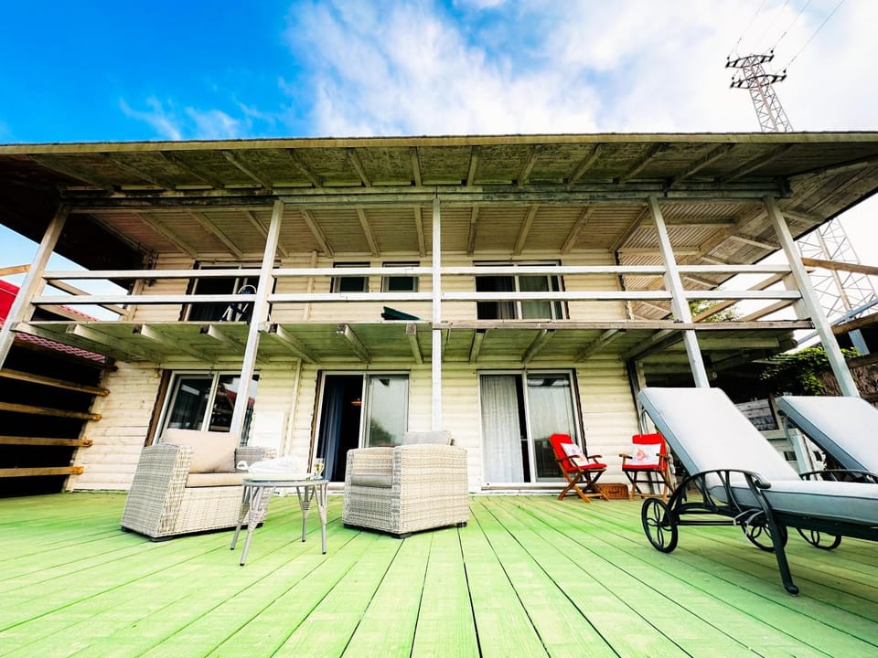 Bianca - Waterfront Villa, Best location House in Ulcinj Municipality