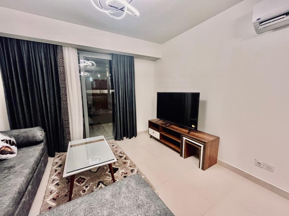 TV and multimedia, Living room, air conditioner