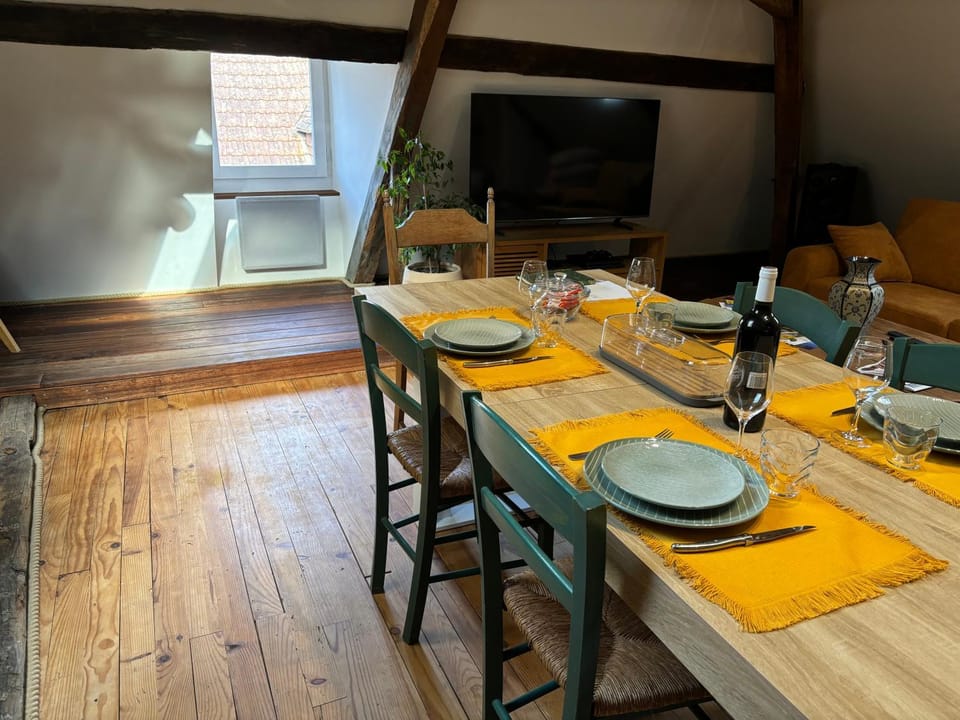 La cabane suspendue de Sarlat Apartment in Occitanie