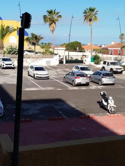 Street view, Parking