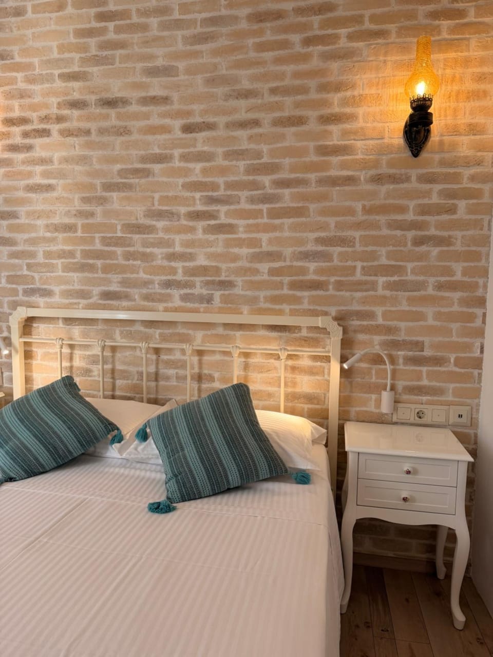 Antique Garden Studio Apartment in Corfu