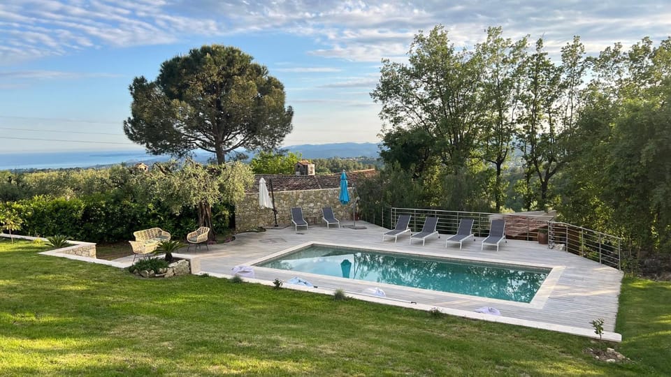 City view, Garden view, Mountain view, Sea view, Swimming pool