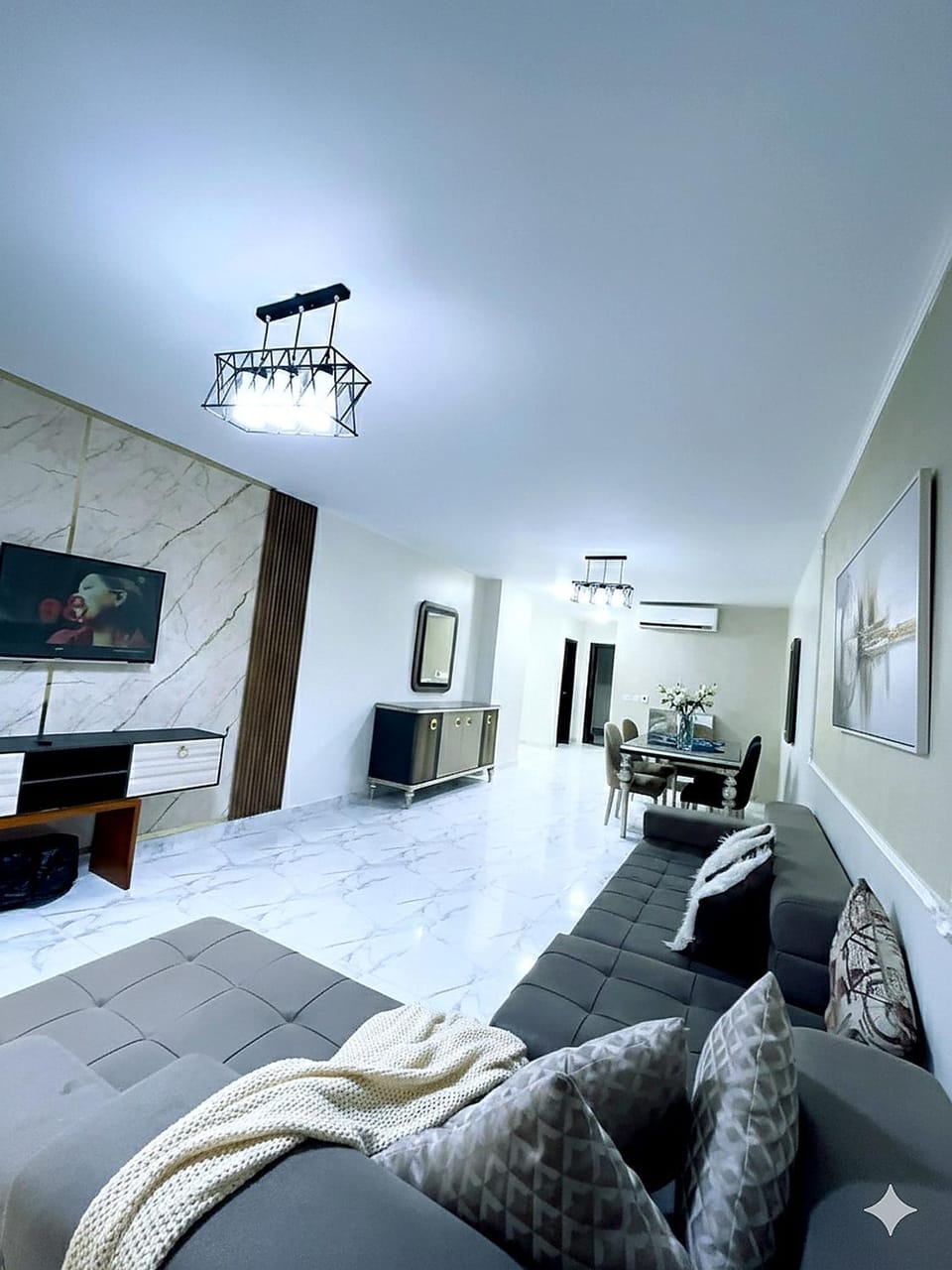 Communal lounge/ TV room, TV and multimedia, Living room