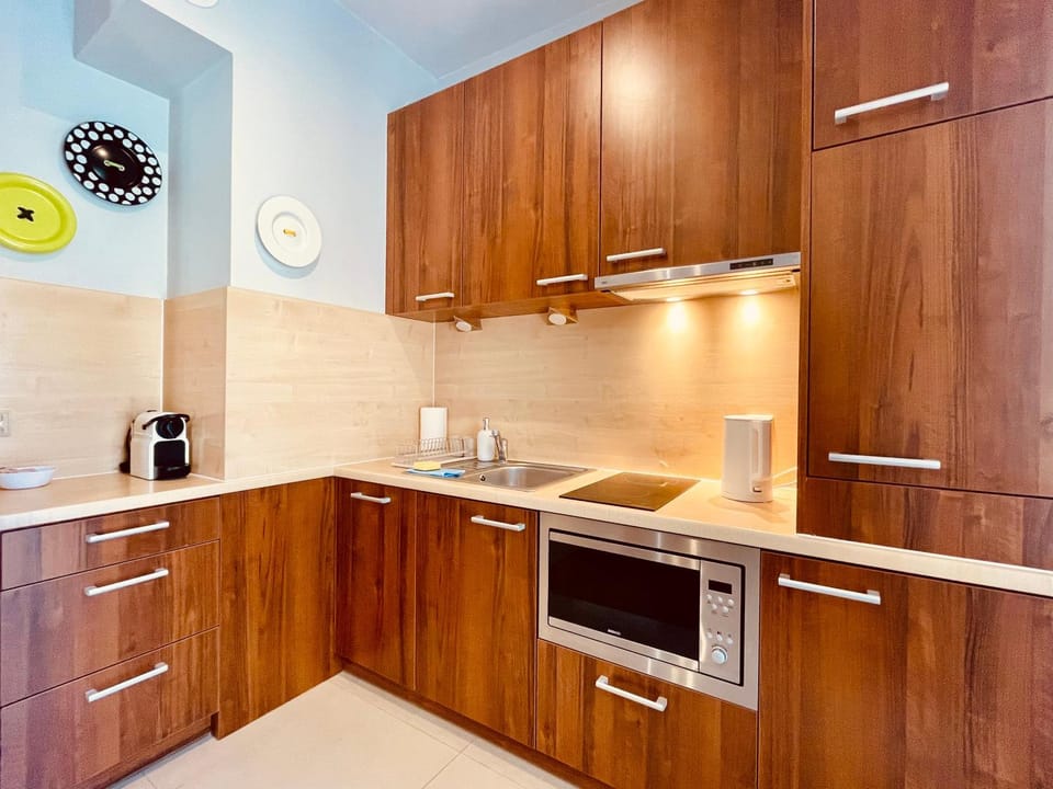 Coffee/tea facilities, Kitchen or kitchenette, dishwasher, oven, pet friendly, stove, washing machine