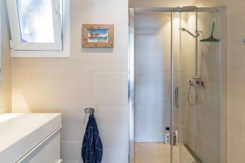 Central apartment in Nueva Andalucia with an amazing view Apartment in Marbella