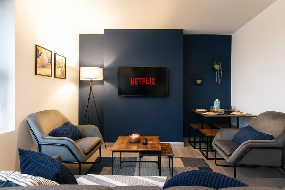 TV and multimedia, Seating area