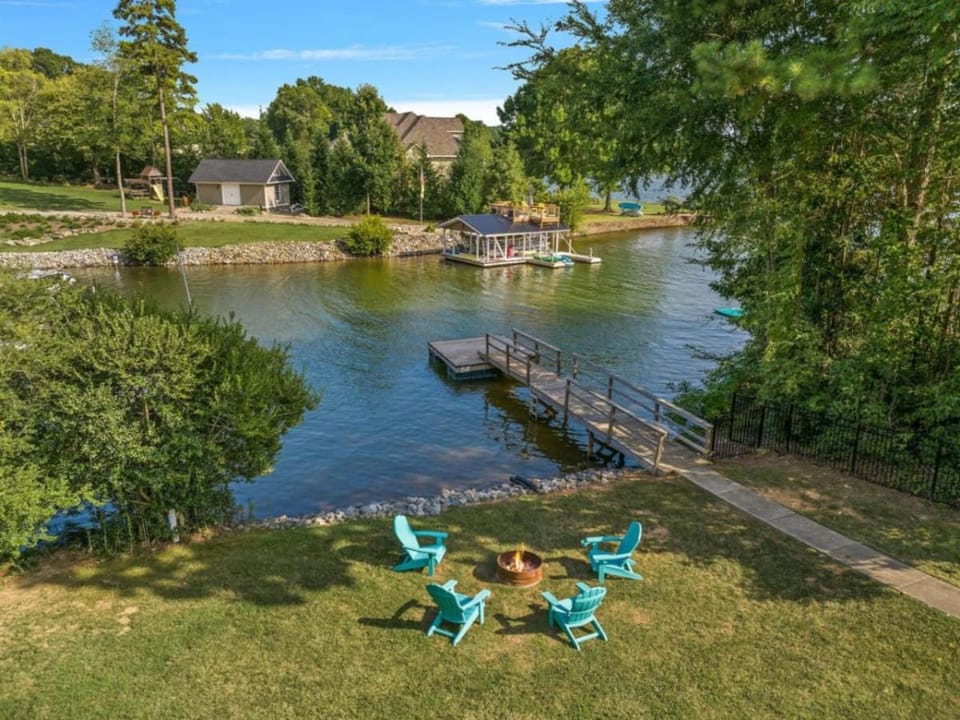 Southern Breeze on Lake Norman House in Lake Norman