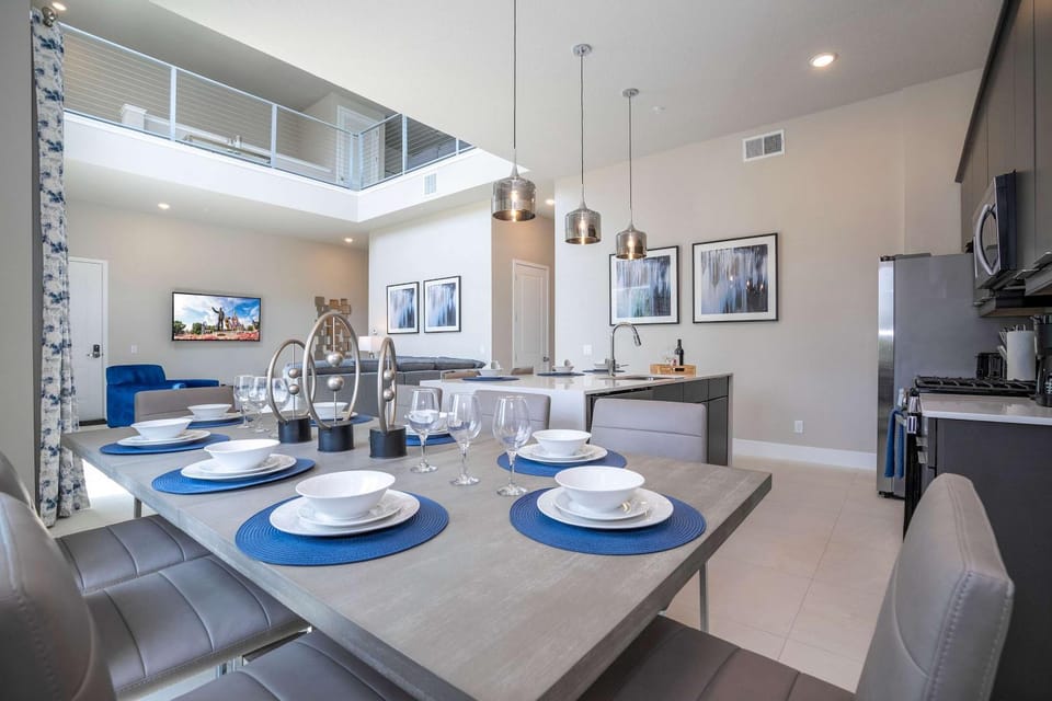 Modern 5BR - Reunion Resort - Pool Table Apartment in Four Corners