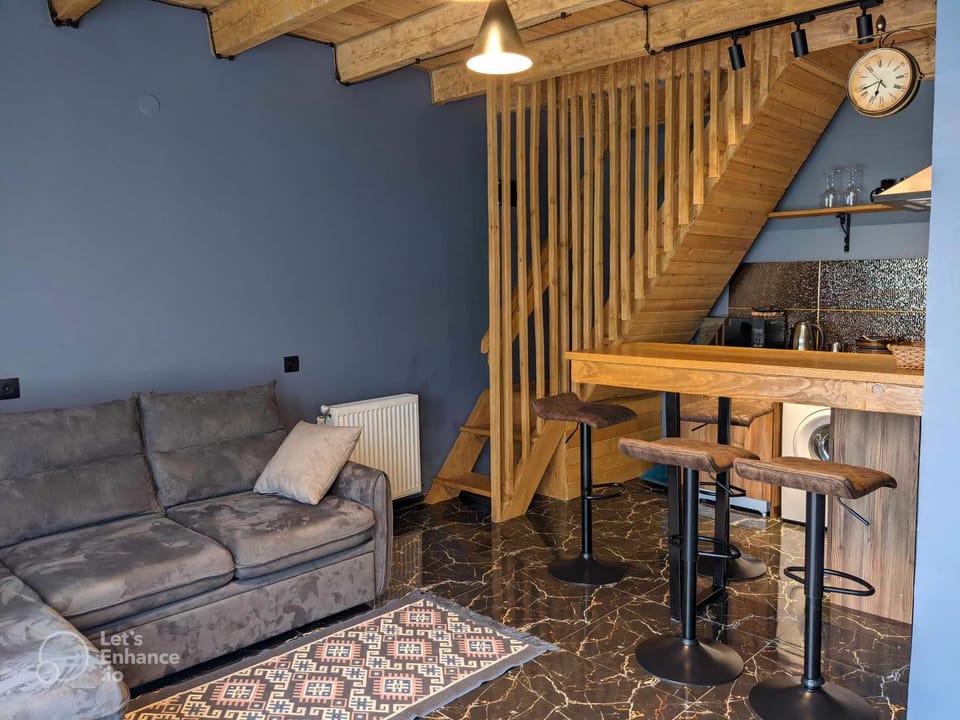 Kitchen or kitchenette, Seating area, Dining area