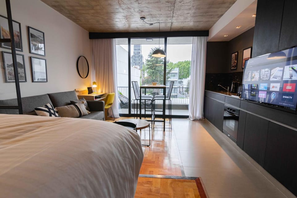 Bed, Living room, Photo of the whole room, Bedroom