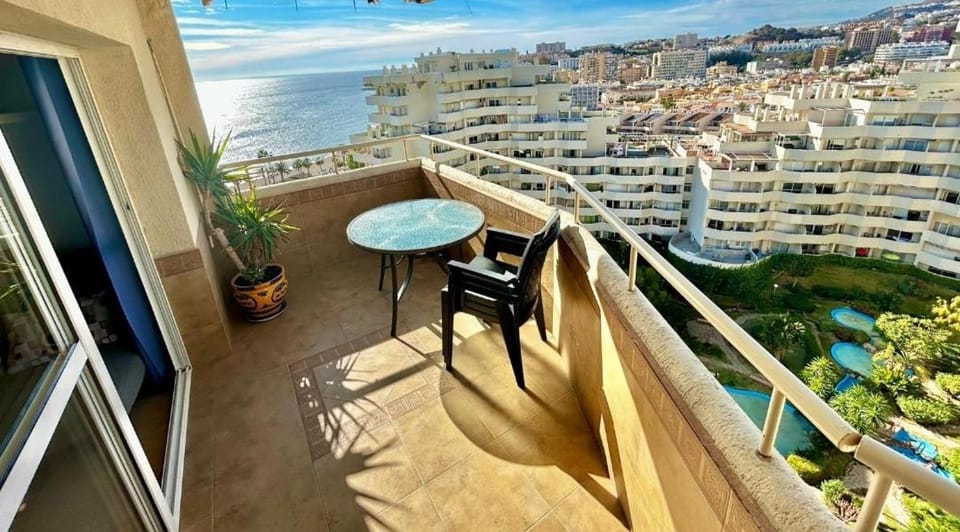 EL ESTUDIO DE LA PLAYA Holiday Rentals in BENALBEACH Apartment in Benalmadena